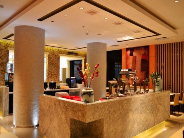Jinjiang Inn Select Jinan Baotuquan Exterior photo